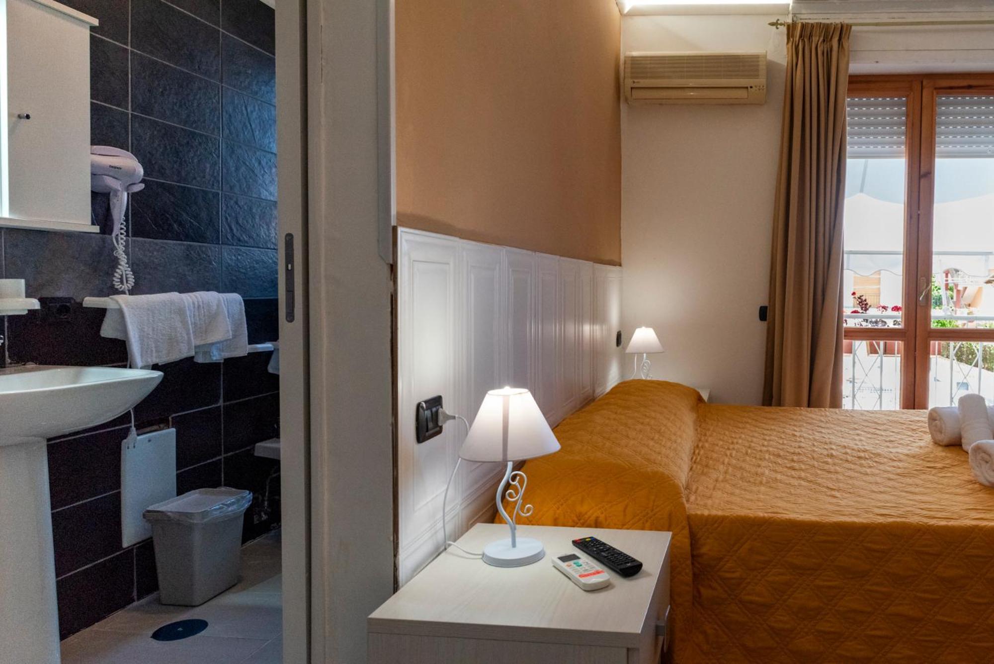 Solaris Paestum住宿加早餐旅馆 外观 照片