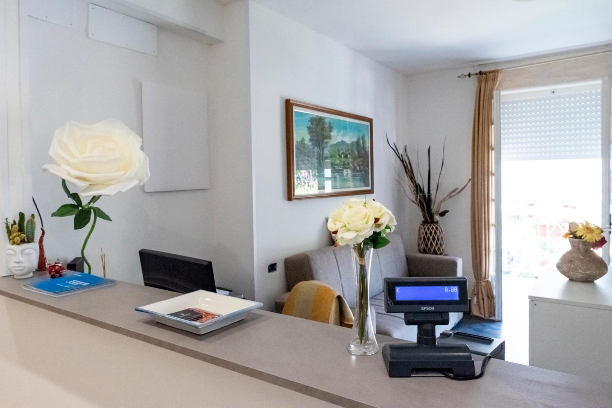 Solaris Paestum住宿加早餐旅馆 外观 照片