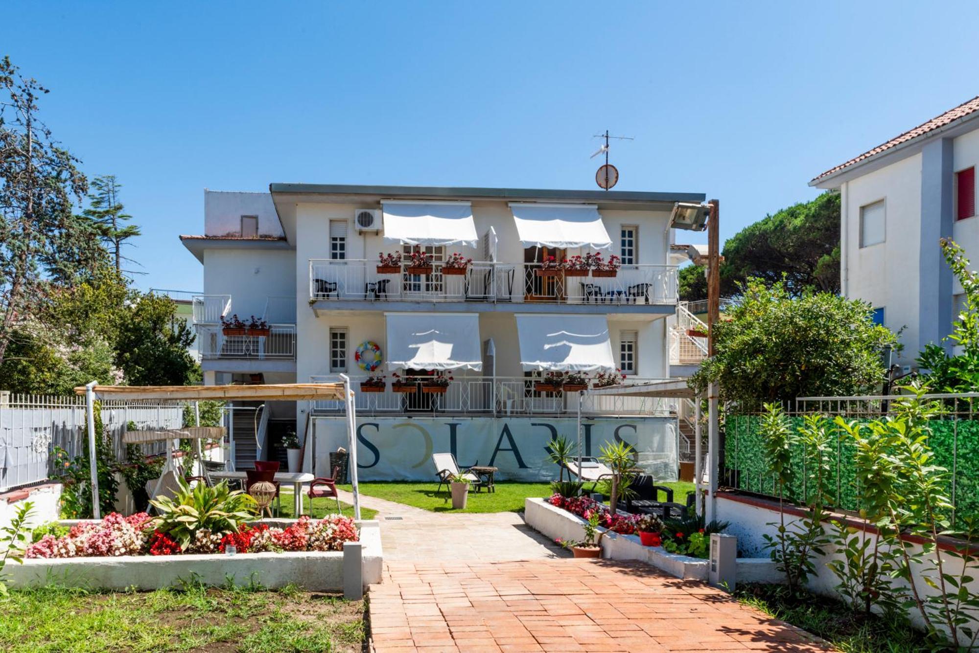 Solaris Paestum住宿加早餐旅馆 外观 照片